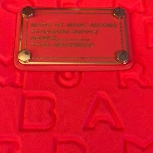 Marc Jacobs 34x25 padded laptop case